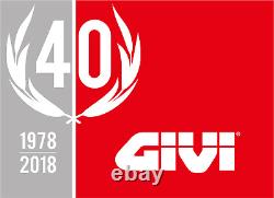 GIVI TR1200 Honda CB 750 HORNET (23) REMOVE-X rapid release rack